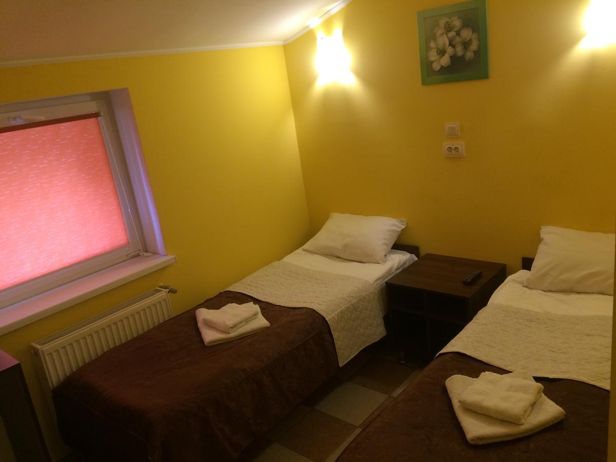 Hotel Travel Lviv Ngoại thất bức ảnh
