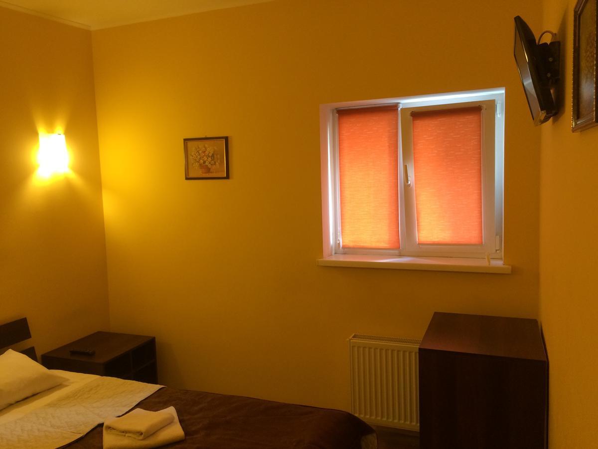 Hotel Travel Lviv Ngoại thất bức ảnh